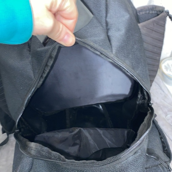 1226 Demarini Baseball Backpack - Picture 8 of 10